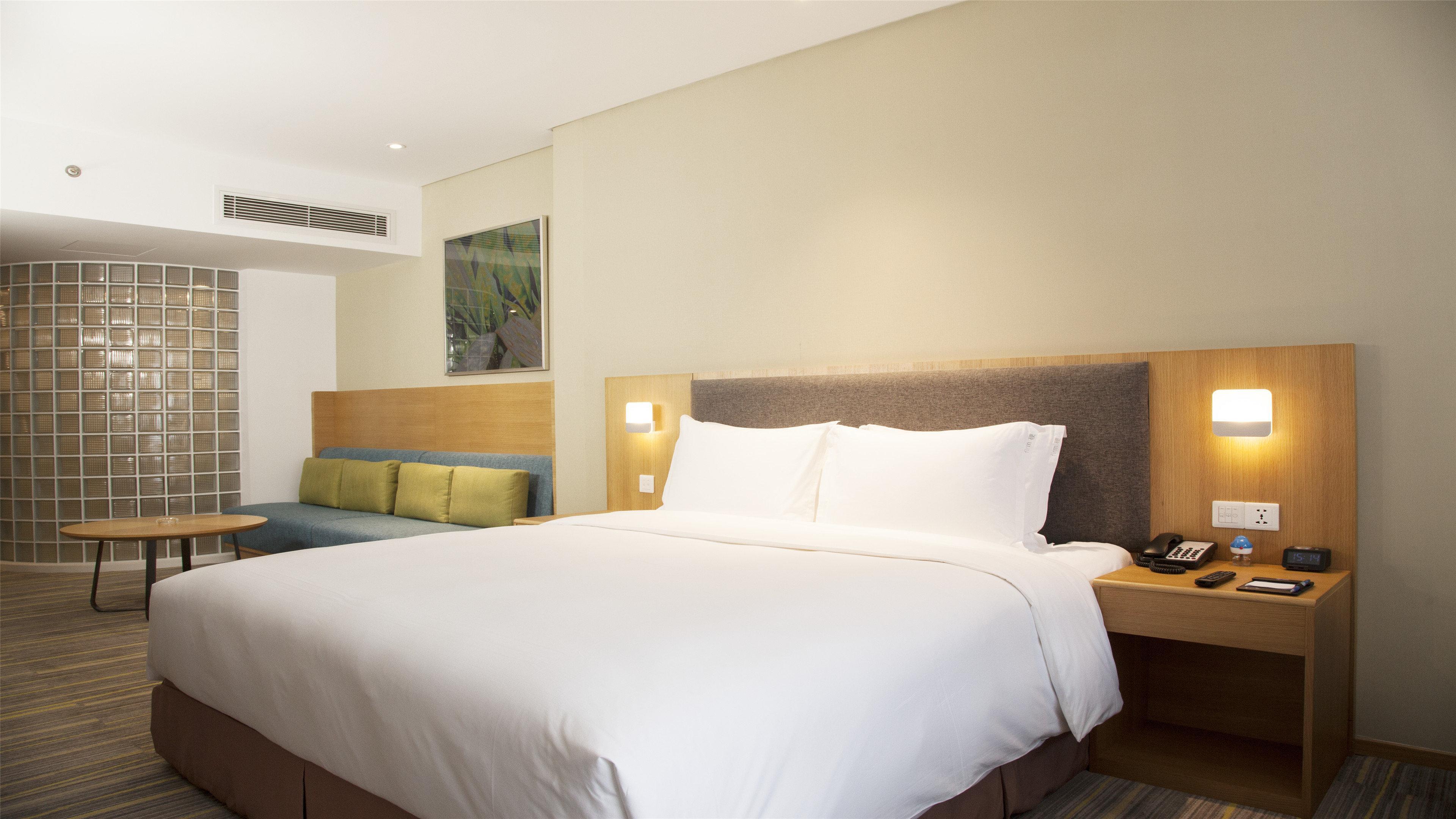 Holiday Inn Express Chengdu Airport Zone Free Shuttle From Shuangliu International Airport To Hotel ,Welcome Drink Экстерьер фото