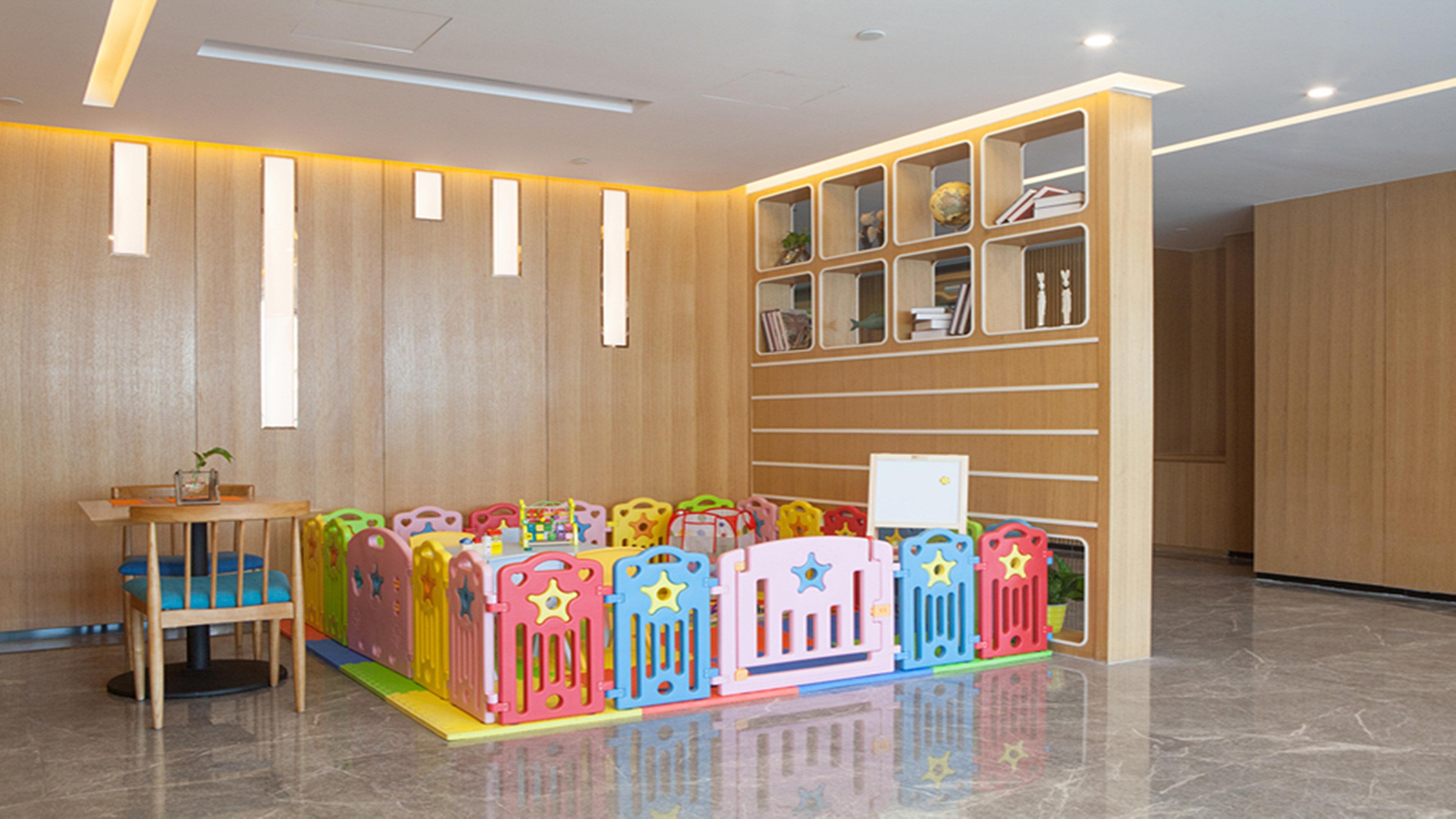 Holiday Inn Express Chengdu Airport Zone Free Shuttle From Shuangliu International Airport To Hotel ,Welcome Drink Экстерьер фото
