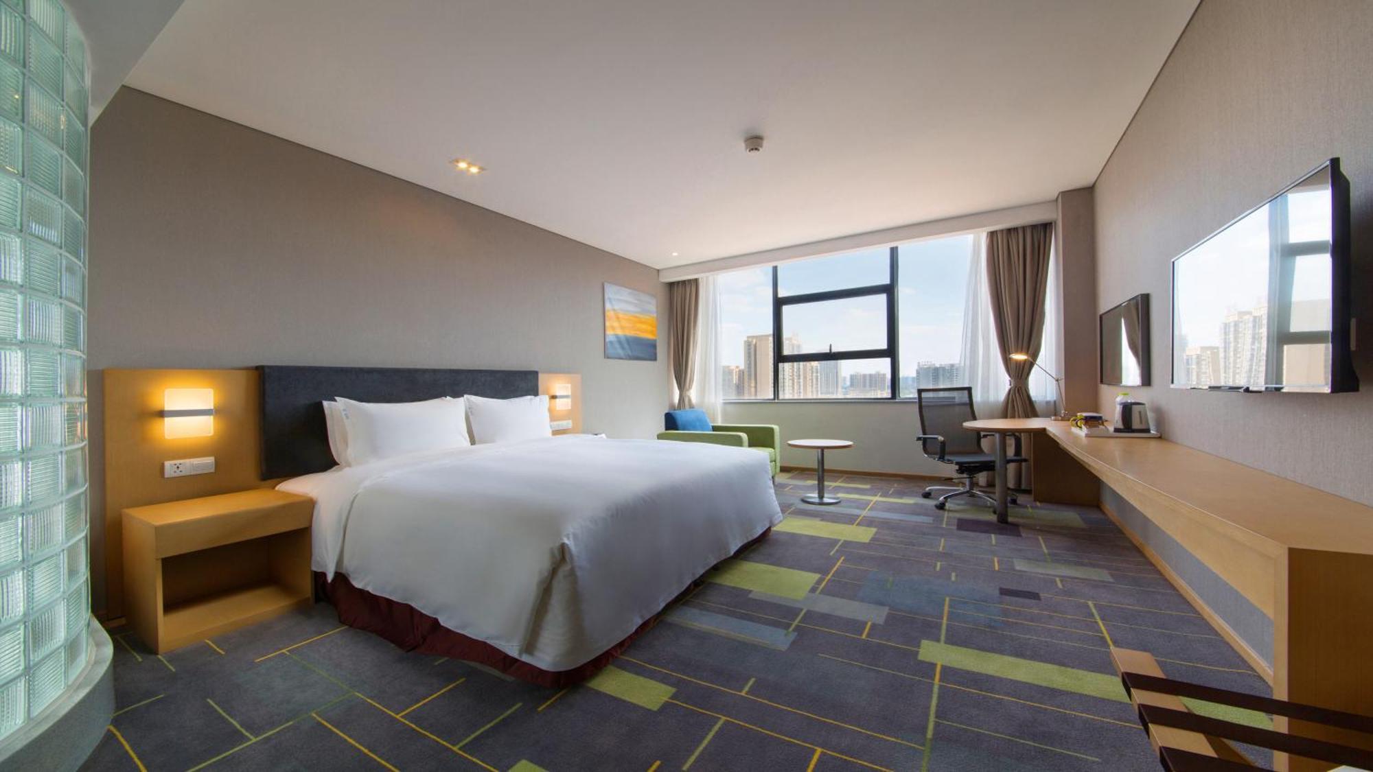 Holiday Inn Express Chengdu Airport Zone Free Shuttle From Shuangliu International Airport To Hotel ,Welcome Drink Экстерьер фото